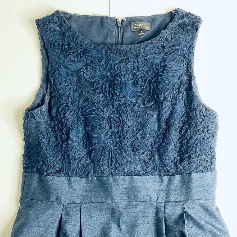Tahari Scoop Neck Embroidered Sheath Dress - Picture 4 of 8